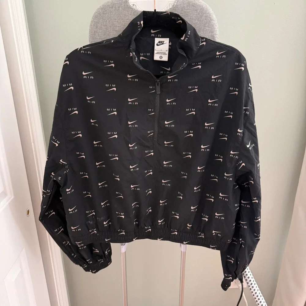 Nike Air Womens Small Woven 1/2 Zip Pullover Black All Over Swoosh DV8066-010